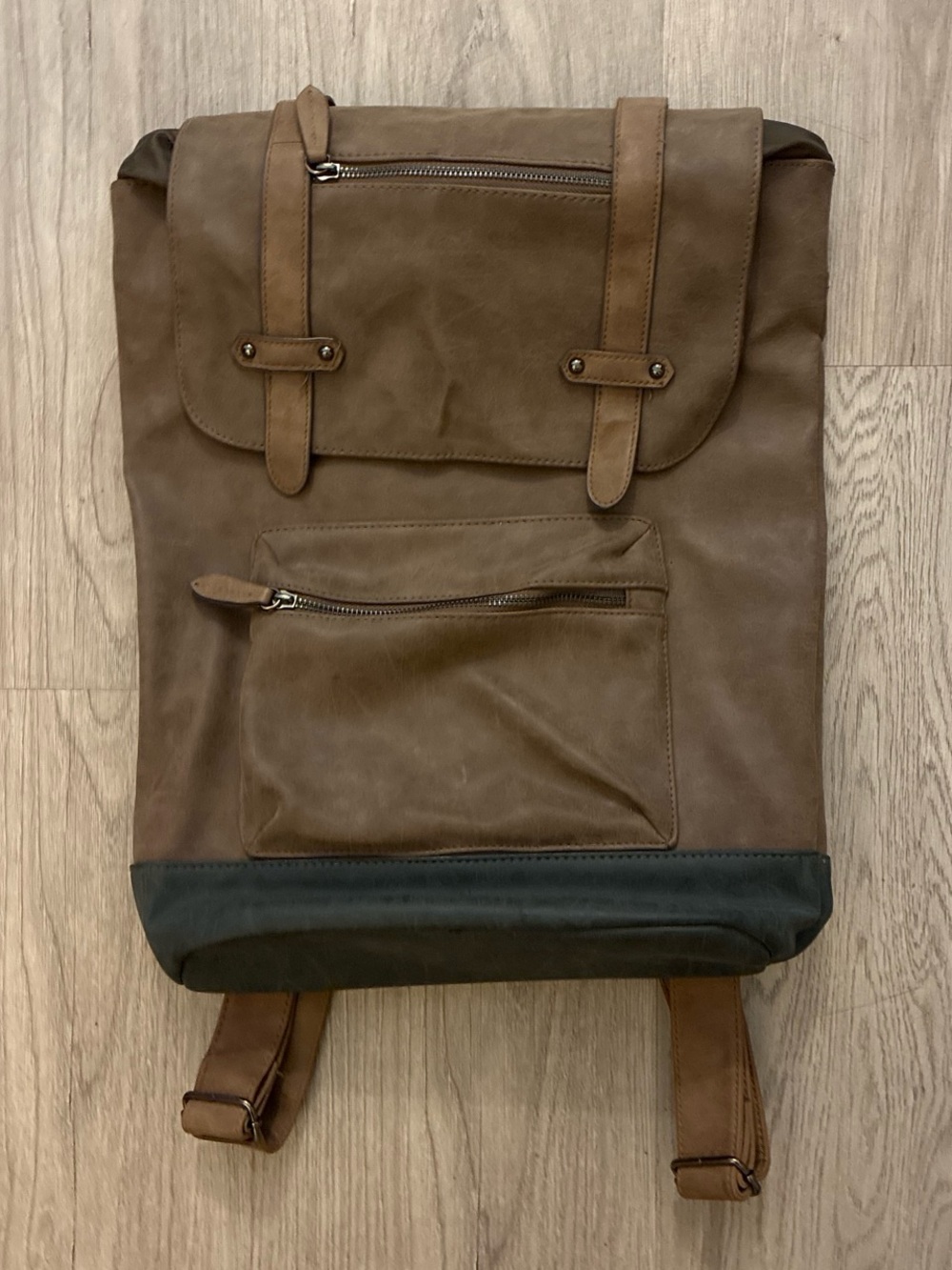 Casual Brown Men's Backpack - Durable Everyday Carry